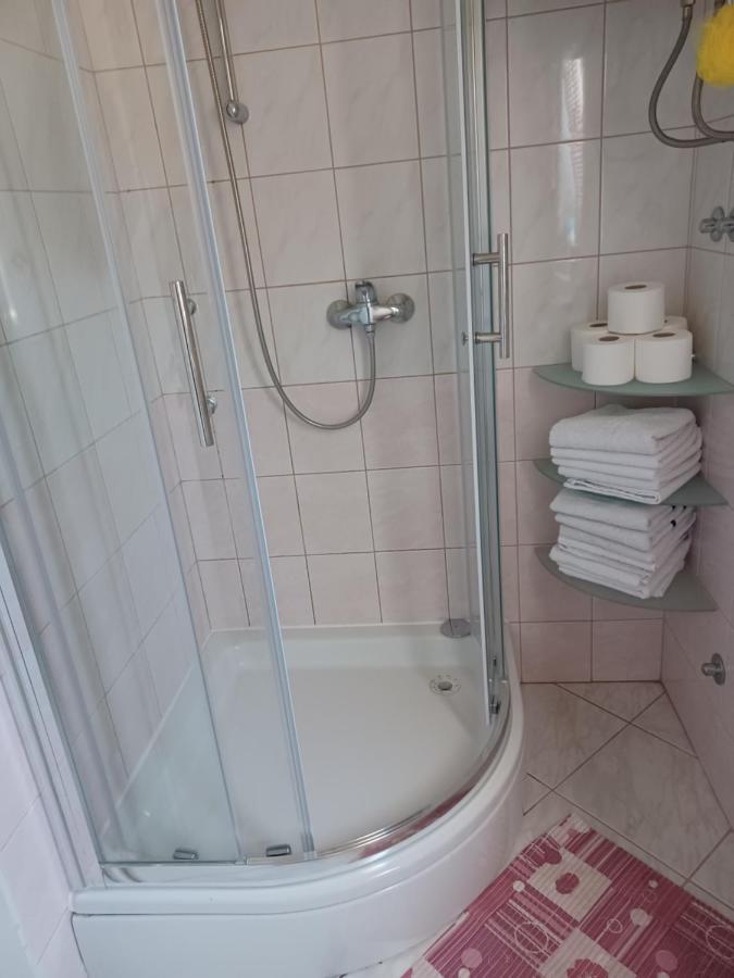 J&m Apartman *