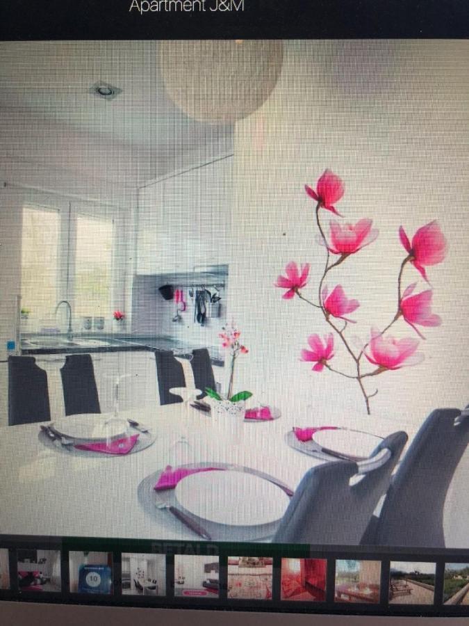 J&m Apartment *